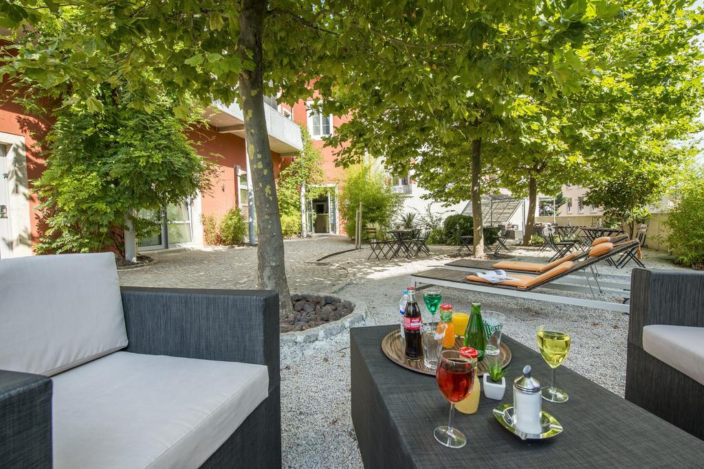 Hotel Des Capucins Le Puy-en-Velay Buitenkant foto