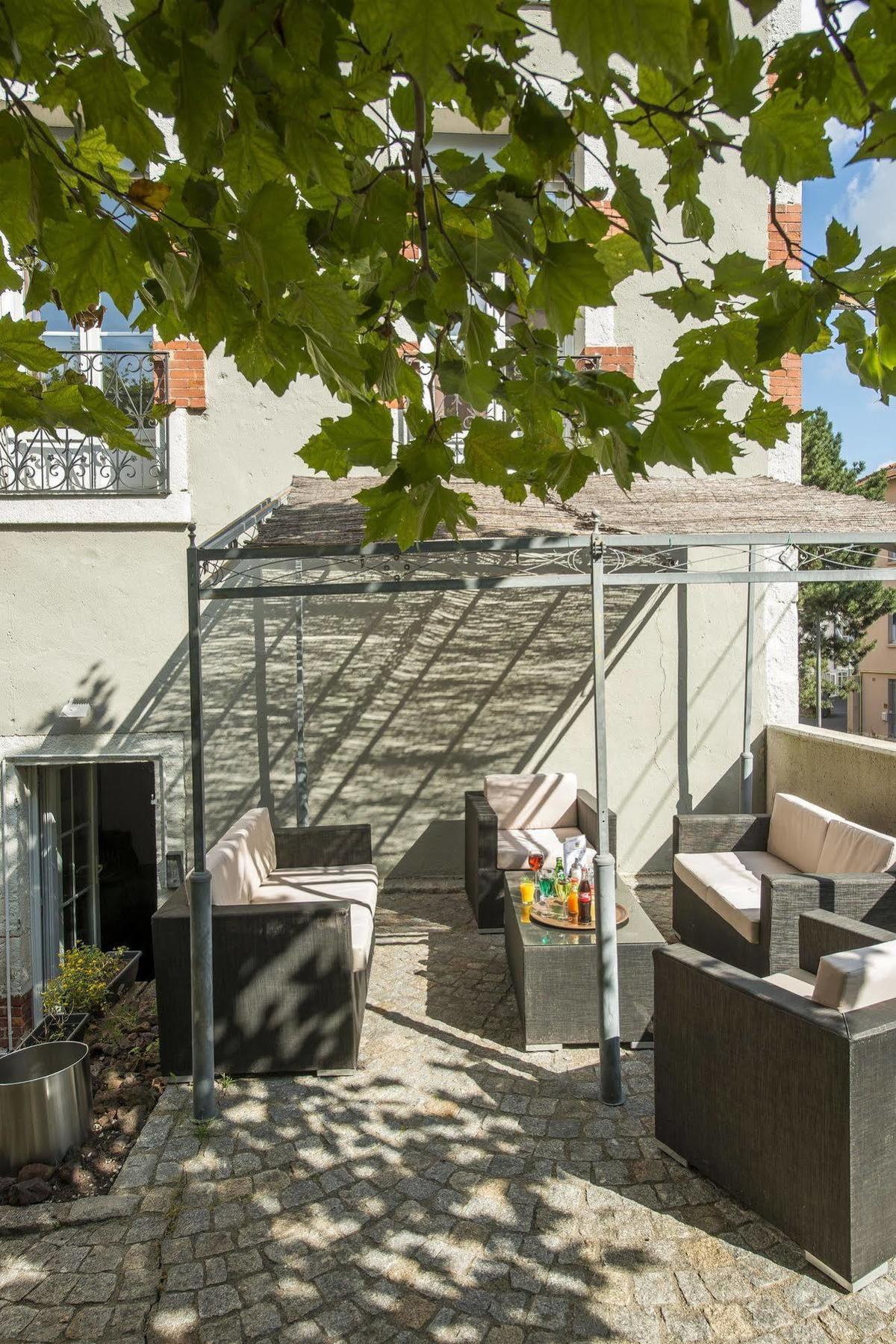 Hotel Des Capucins Le Puy-en-Velay Buitenkant foto